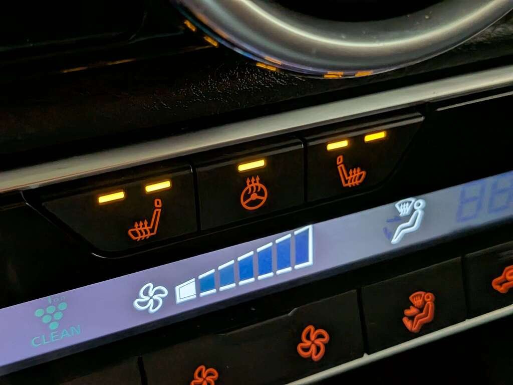 Nissan Sentra SR Midnight Edition CVT 2022 Noir Val-David - photo #2