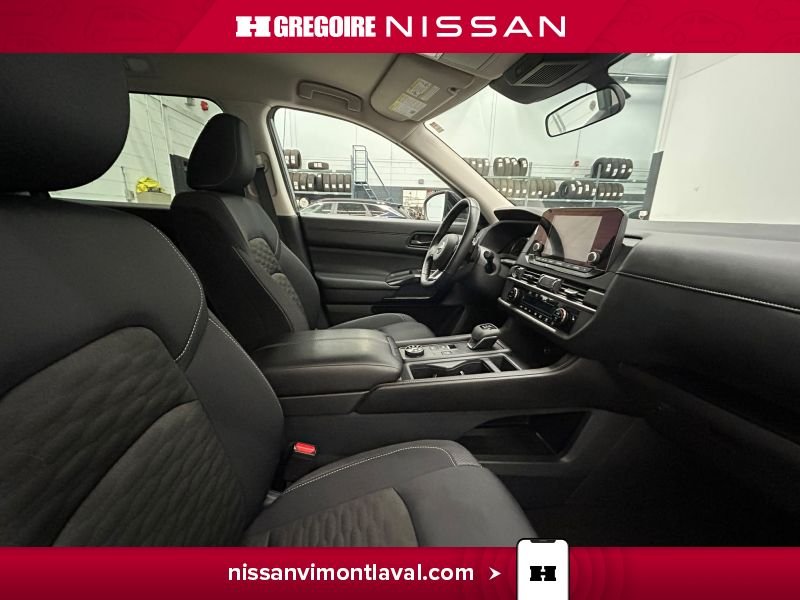 2024 Nissan Pathfinder Grey Laval - photo #12
