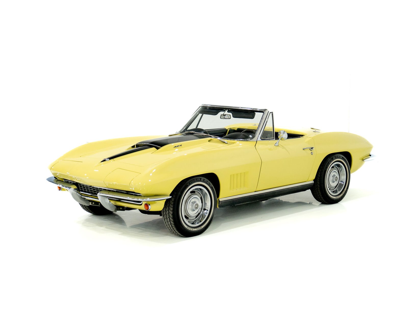 Chevrolet Corvette 1967 Jaune Montréal - photo #22
