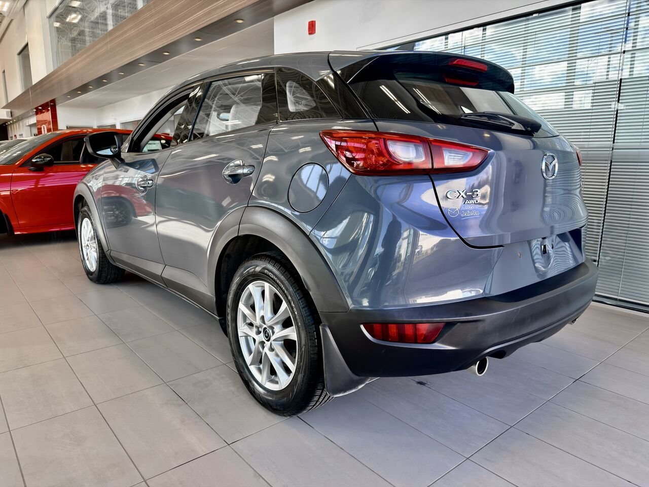 2021 Mazda CX-3 Grey Notre-Dame-des-Prairies - photo #7