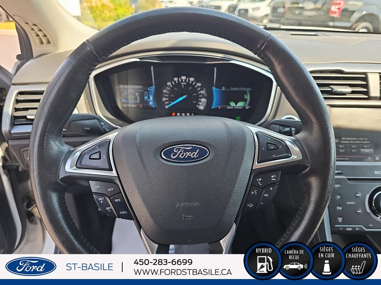Ford FUSION HYBRIDE 2015 Blanc Saint-Basile-le-Grand - photo #25