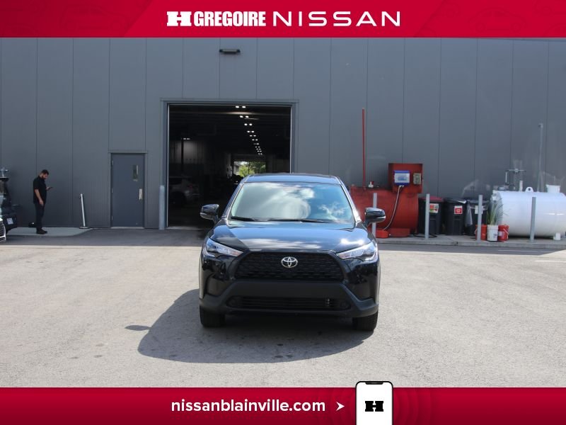 2025 Toyota Corolla Black Laval - photo #2
