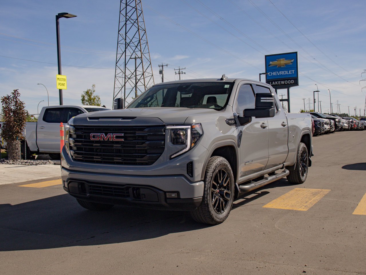 2024 GMC Sierra 1500 4WD Crew Cab 147 Elevation Grey Sherwood Park - photo #3