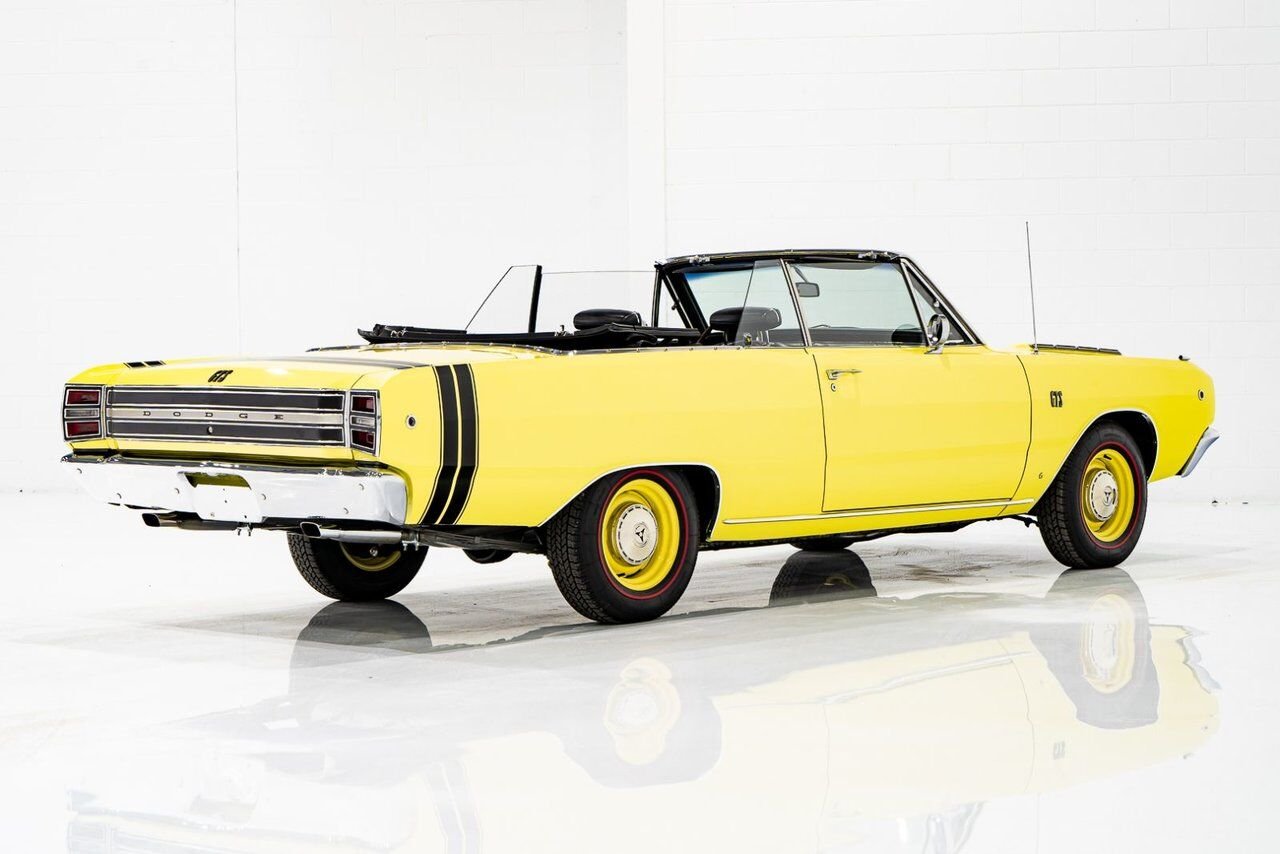 Dodge Dart *PRIX EN USD* GTS Conv Matching #s 340 cu in With Original Built Sheet 1968 Jaune Montréal - photo #88