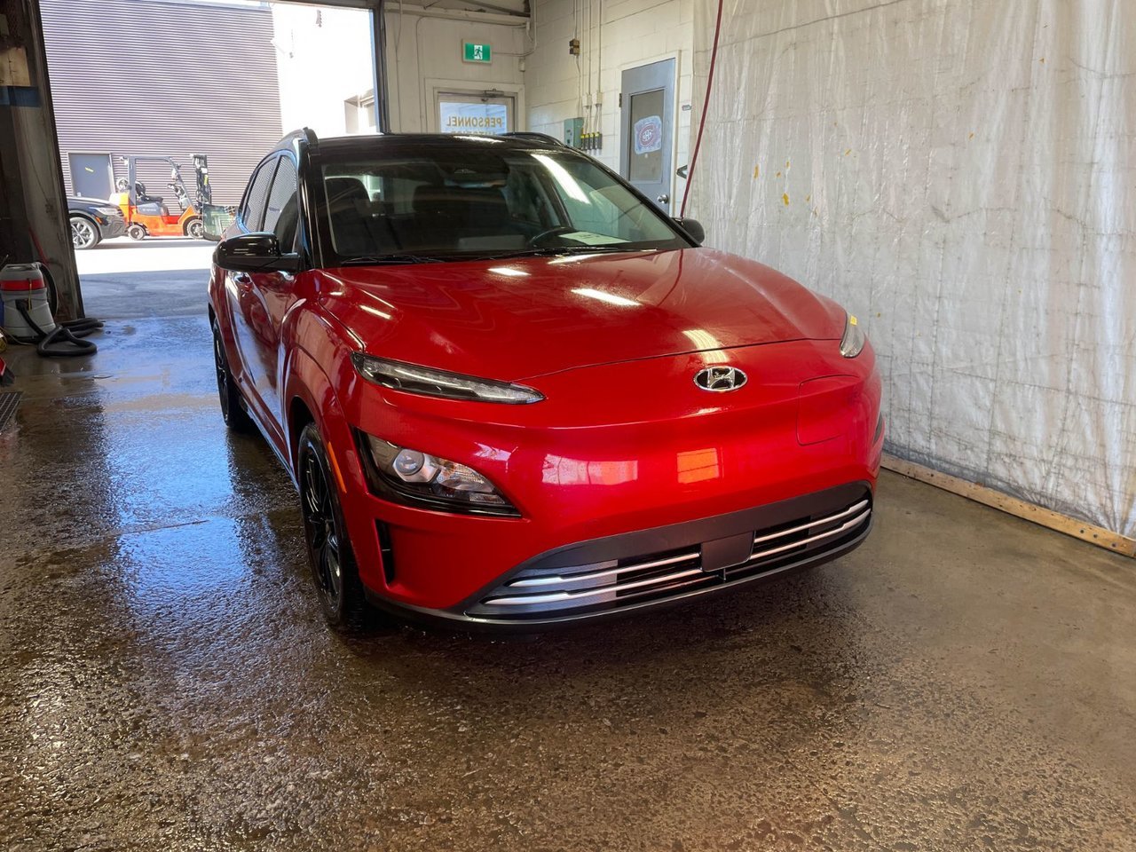 2023 Hyundai Kona Electric PREFERRED *CHARGE RAPIDE* SIEGES CHAUF *REG ADAPT Red Saint-Jérôme - photo #8