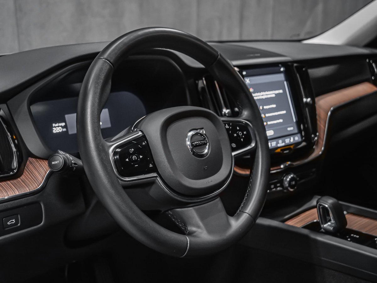 2023 Volvo XC60 B6 PLUS BRIGHT CLIMAT HARMAN KARDON Grey Montreal - photo #7