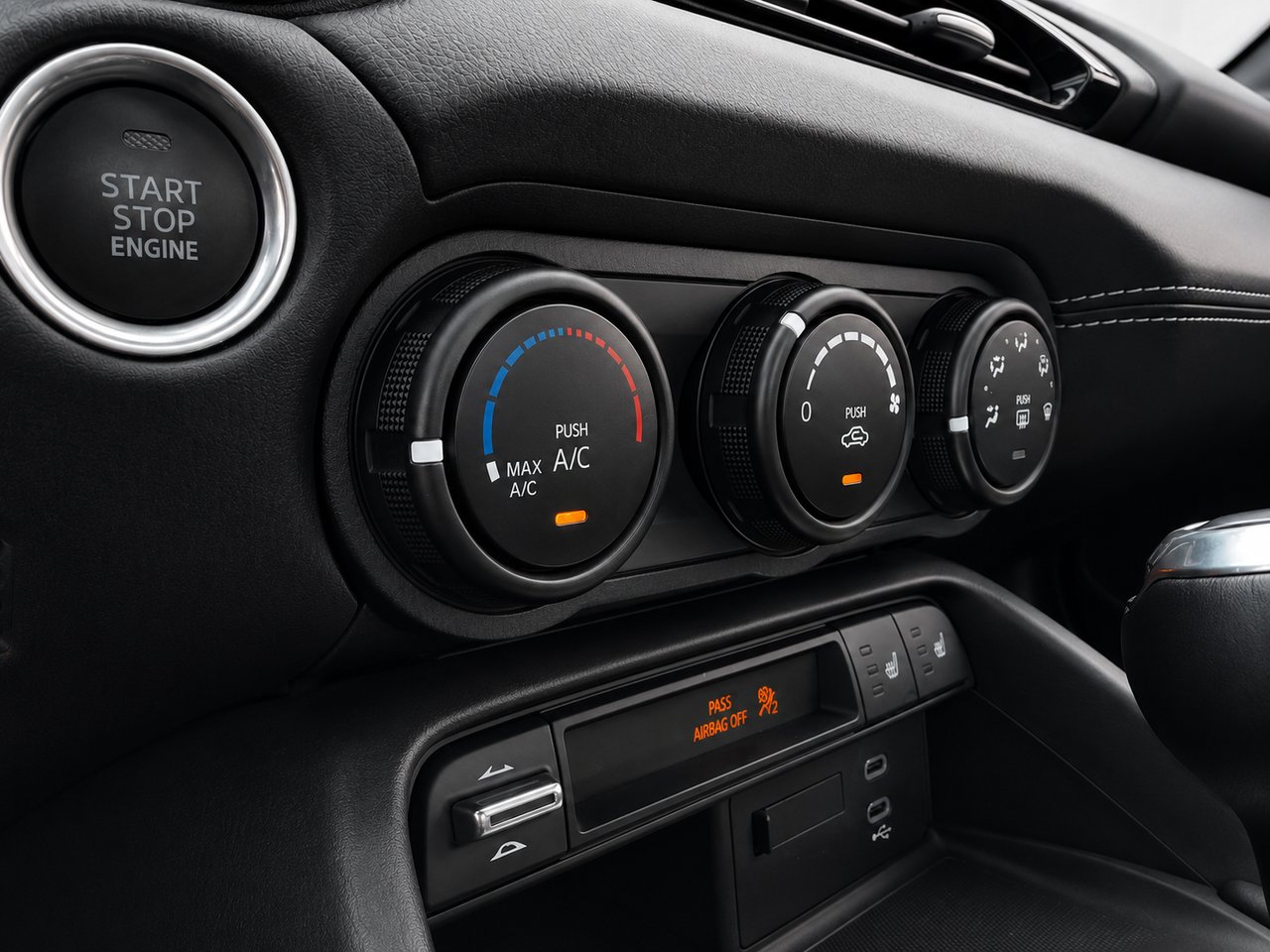 2024 Mazda MX-5 RF Red Châteauguay - photo #8