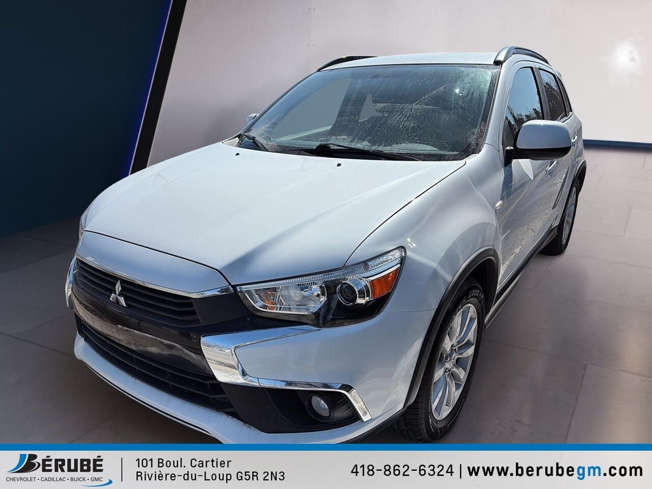 2016 Mitsubishi RVR White Rivière-du-Loup - photo #0