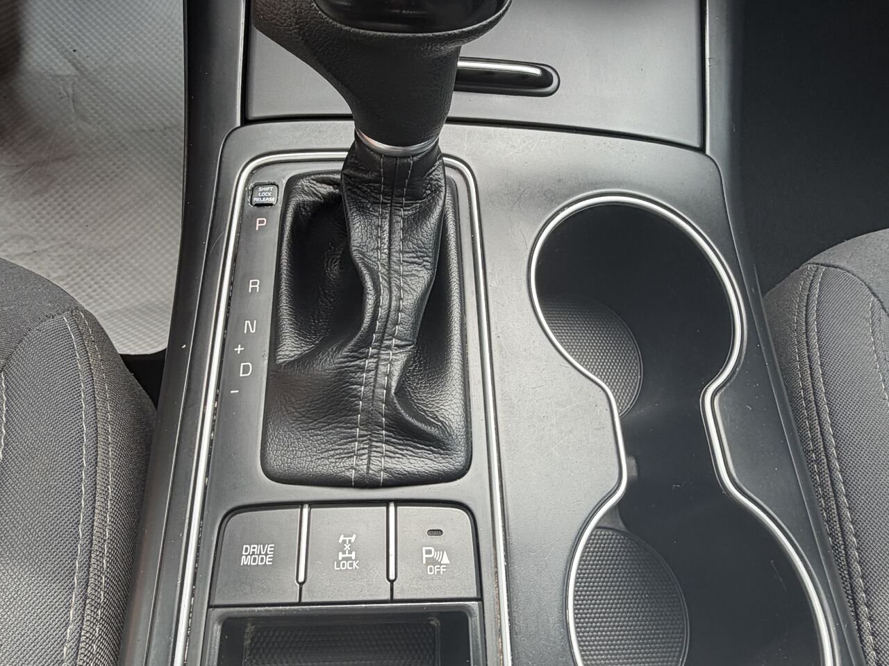 2016 Kia Sorento Grey Ste-Marie - photo #18
