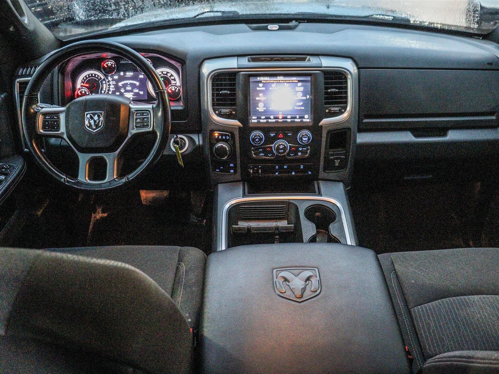 RAM 1500 Classic SLT 2022 Grey Ottawa & Gatineau - photo #12