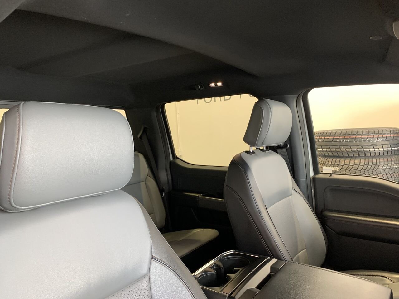 Ford F-150 Lightning LARIAT LARIAT cabine SuperCrew 4RM caisse de 5,5 pi 2023 Gris Châteauguay - photo #20