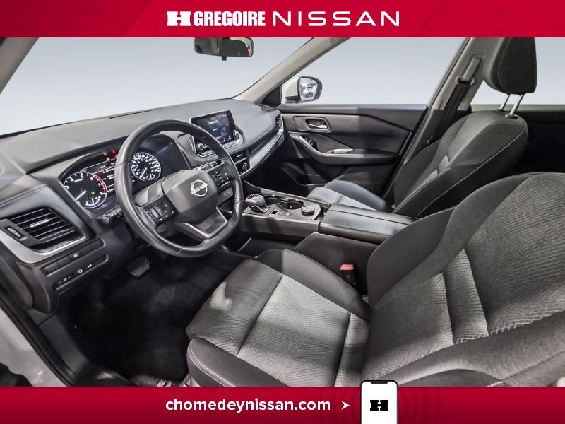 2025 Nissan Rogue White Laval - photo #16