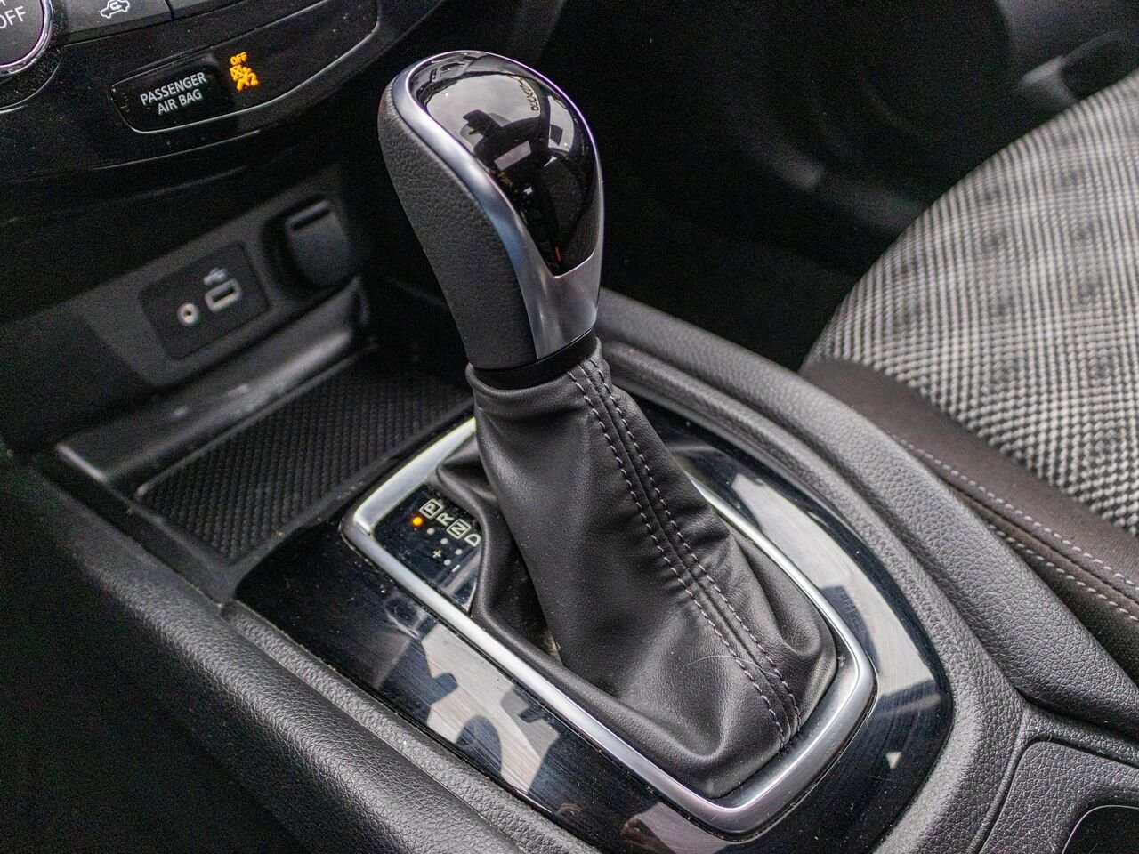 2019 Nissan Qashqai SV AWD Grey Châteauguay - photo #14