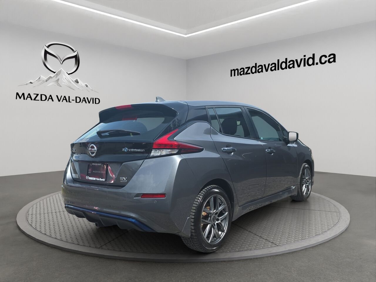 2020 Nissan LEAF SV PLUS à hayon, Commande audio au volant, caméra de recul, détecteur d'angles morts, grosse Grey Val-David - photo #5