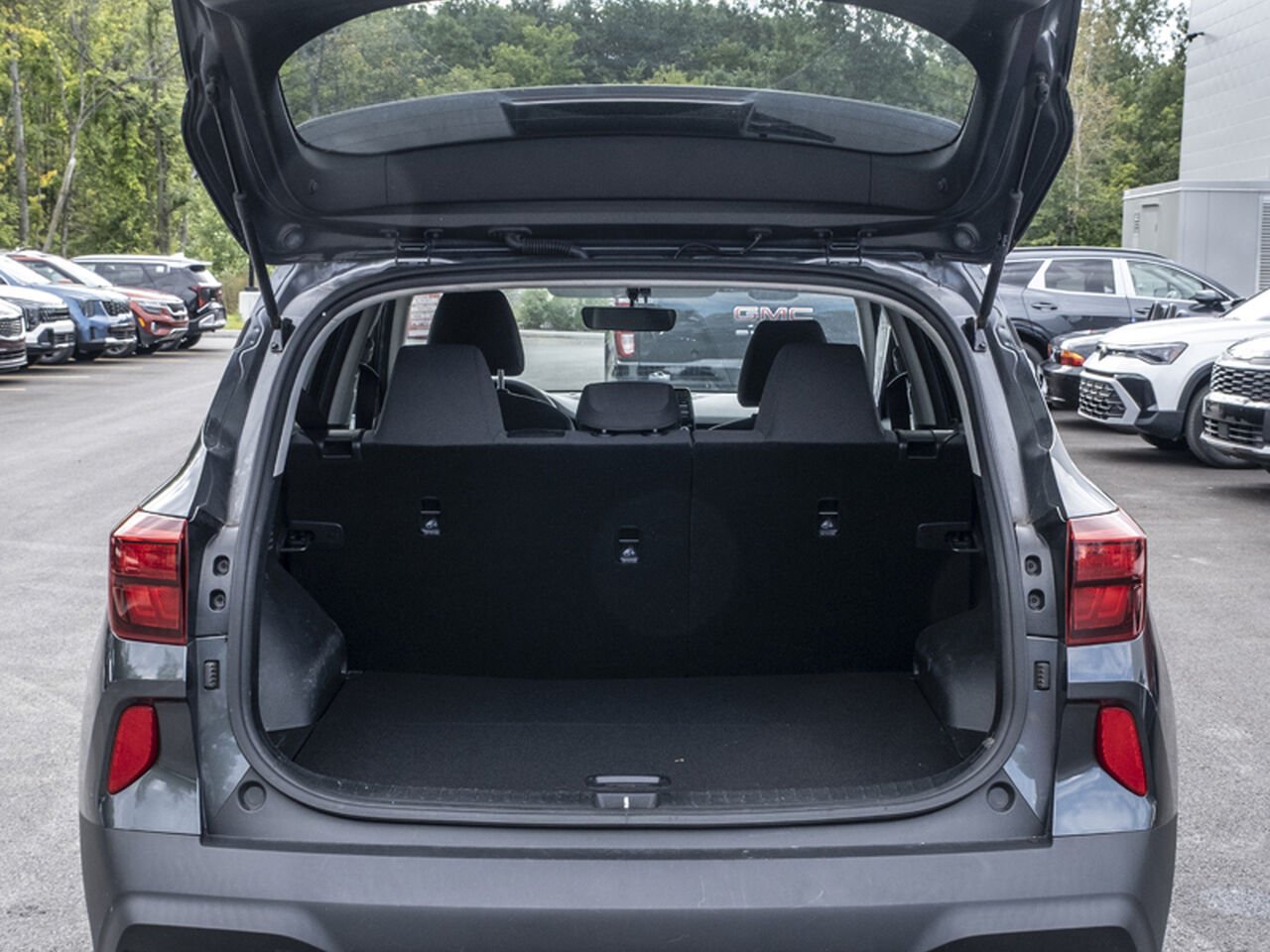 Kia Seltos 2023 Gris Gatineau - photo #6