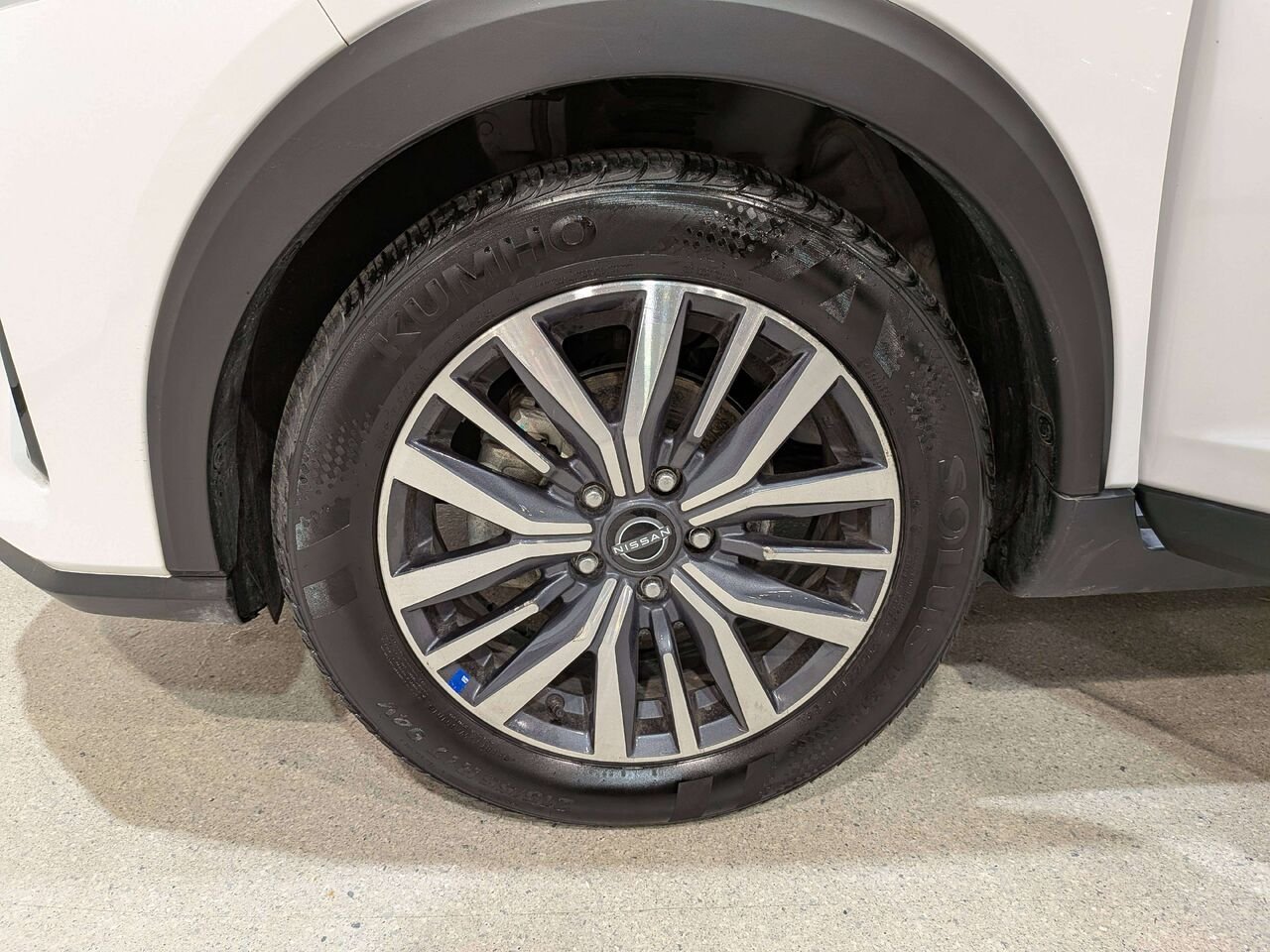 Nissan Kicks Play SV FWD 2025 Blanc Mirabel - photo #32