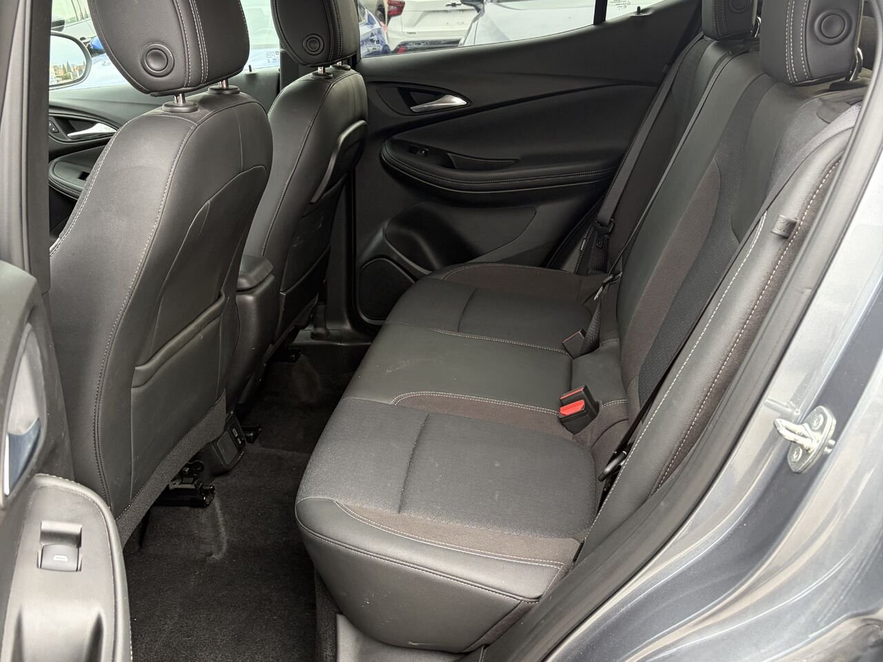 2020 BUICK ENCORE GX PREFERRED Privilégiée 4 portes TI Grey Ottawa & Gatineau - photo #9