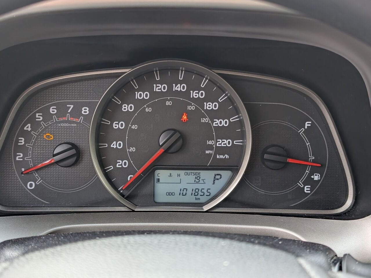 Toyota RAV4 LE/SIÈGES CHAUFFANTS/CAMÉRA DE RECUL/BLUETOOTH/AC/ 2015 Rouge Sherbrooke - photo #14
