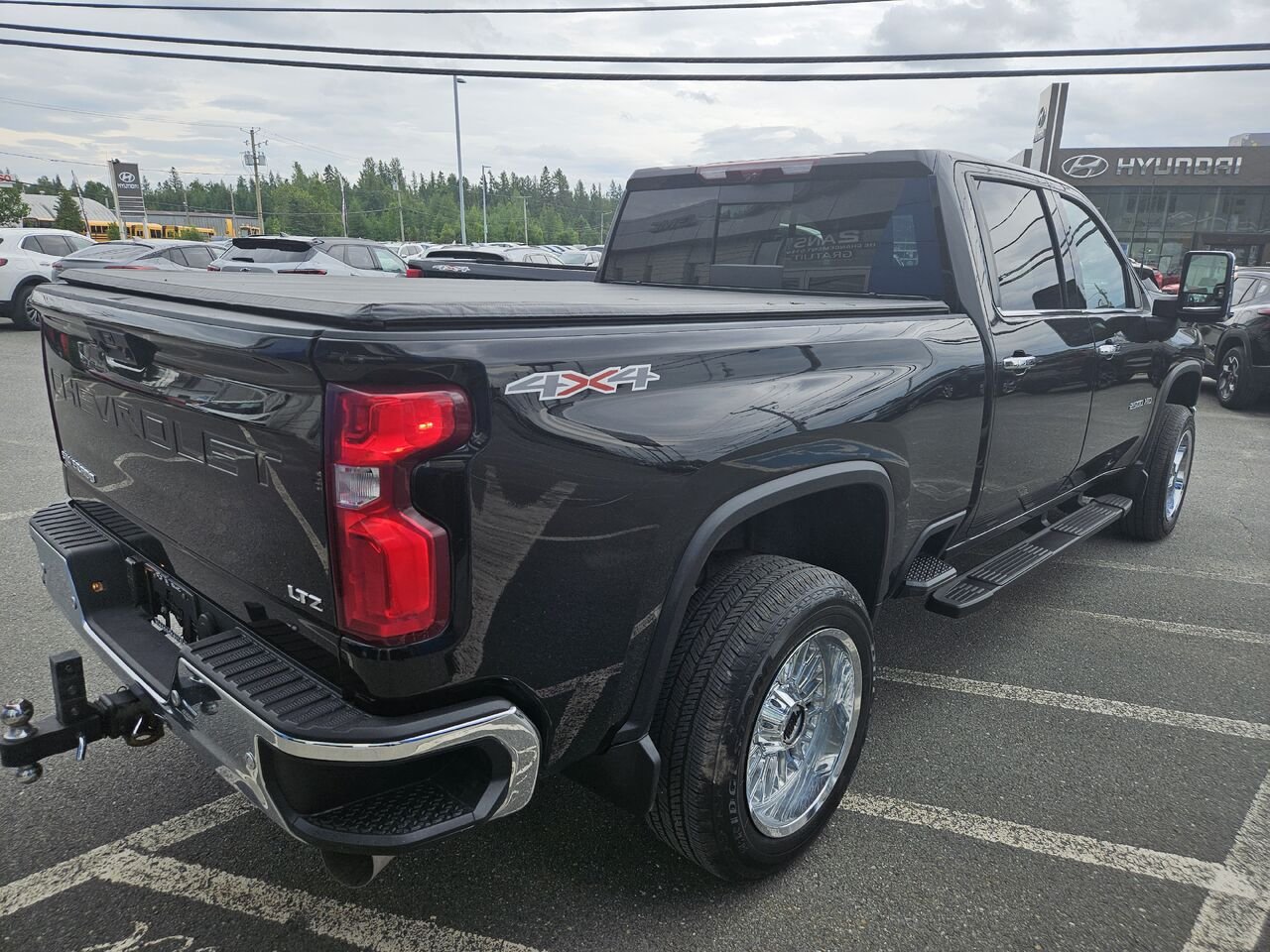 Chevrolet Silverado 2500HD LTZ cabine multiplace 4RM 159 po 2023 Noir Thetford Mines - photo #2