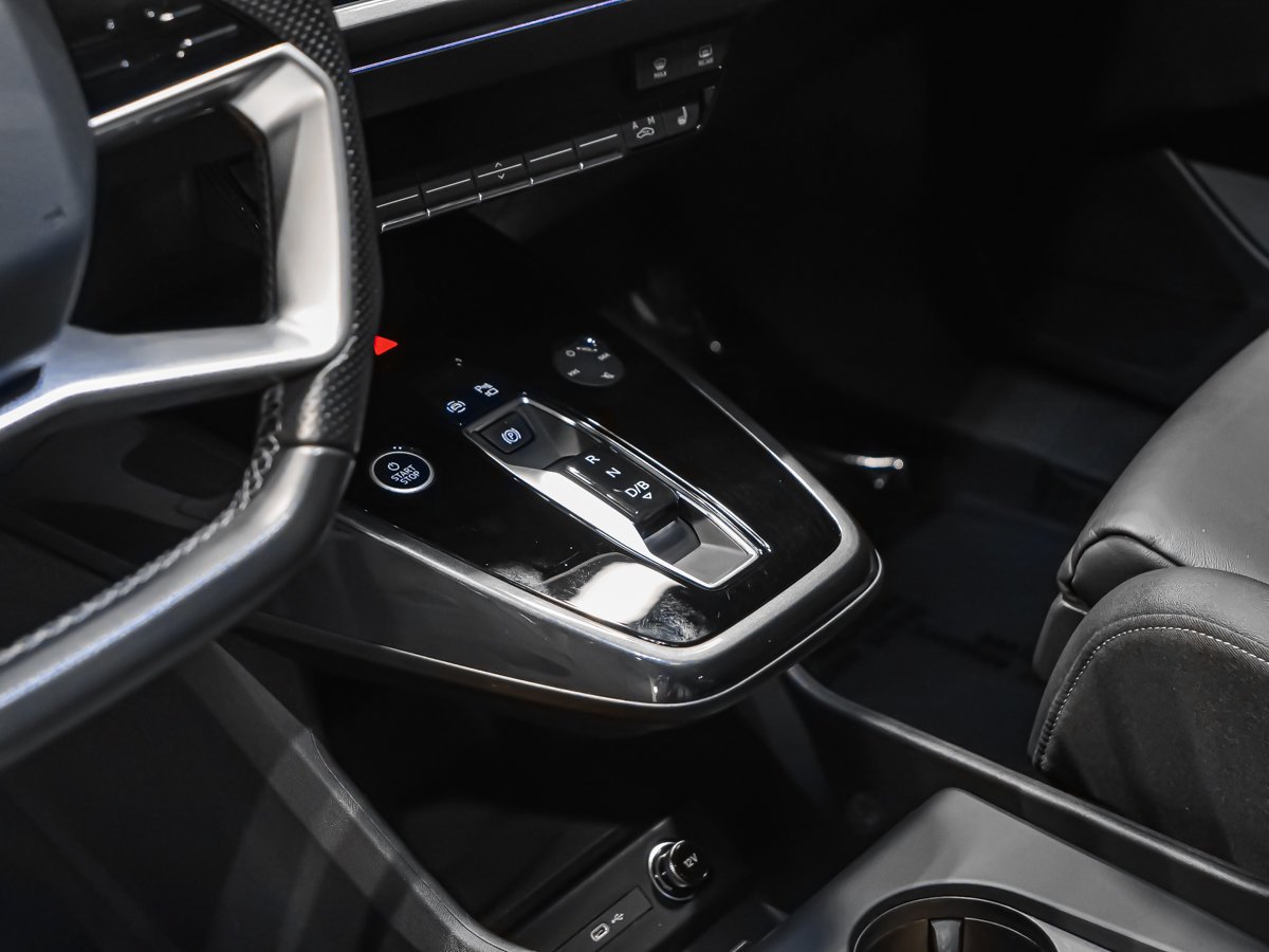 Audi Q4 e-tron 2023 Gris Montréal - photo #8