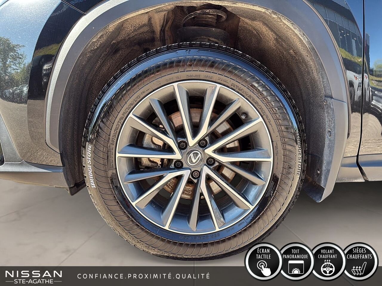 Lexus NX 350 | INTÉRIEUR ROUGE NULUXE | TOIT OUVRANT | AWD 2025 Noir Saint-Jérôme - photo #6
