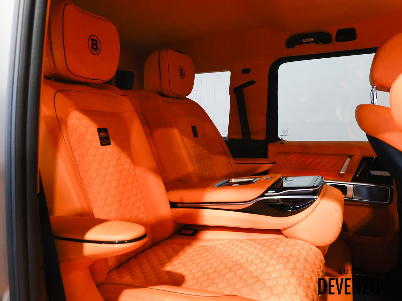 Mercedes-Benz G63 AMG 900 BRABUS & CUSTOM INTERIOR 2023 Argent Saint-Eustache - photo #13
