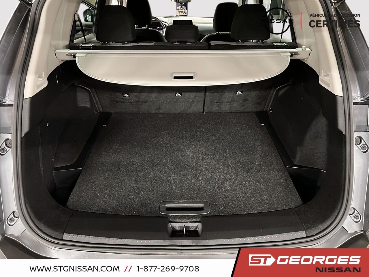 2022 Nissan Rogue Grey Saint-Georges - photo #5