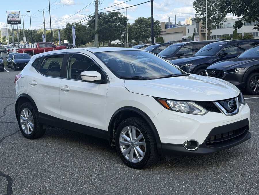 2018 Nissan Qashqai 2018 White