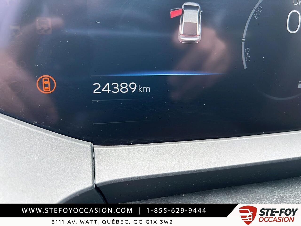 2025 Toyota Prius XLE HYBRIDE White Québec - photo #12