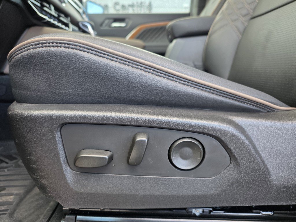 2025 GMC Canyon Denali Black Mont-Laurier - photo #18