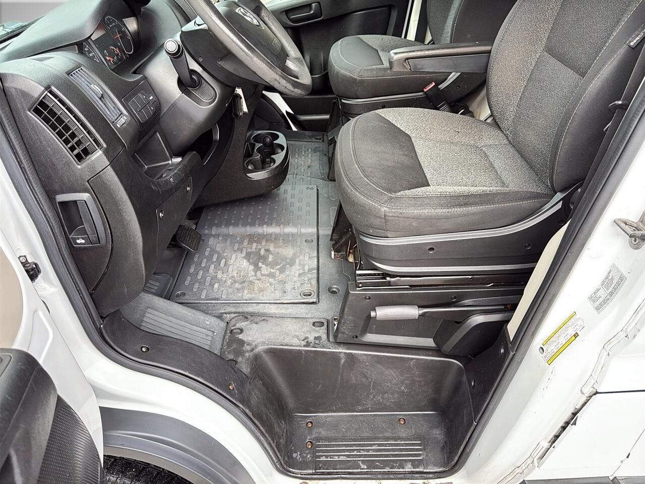 RAM PROMASTER FOURGONNETTE UTILITAIRE BASE 2016 Blanc Saint-Hyacinthe - photo #8