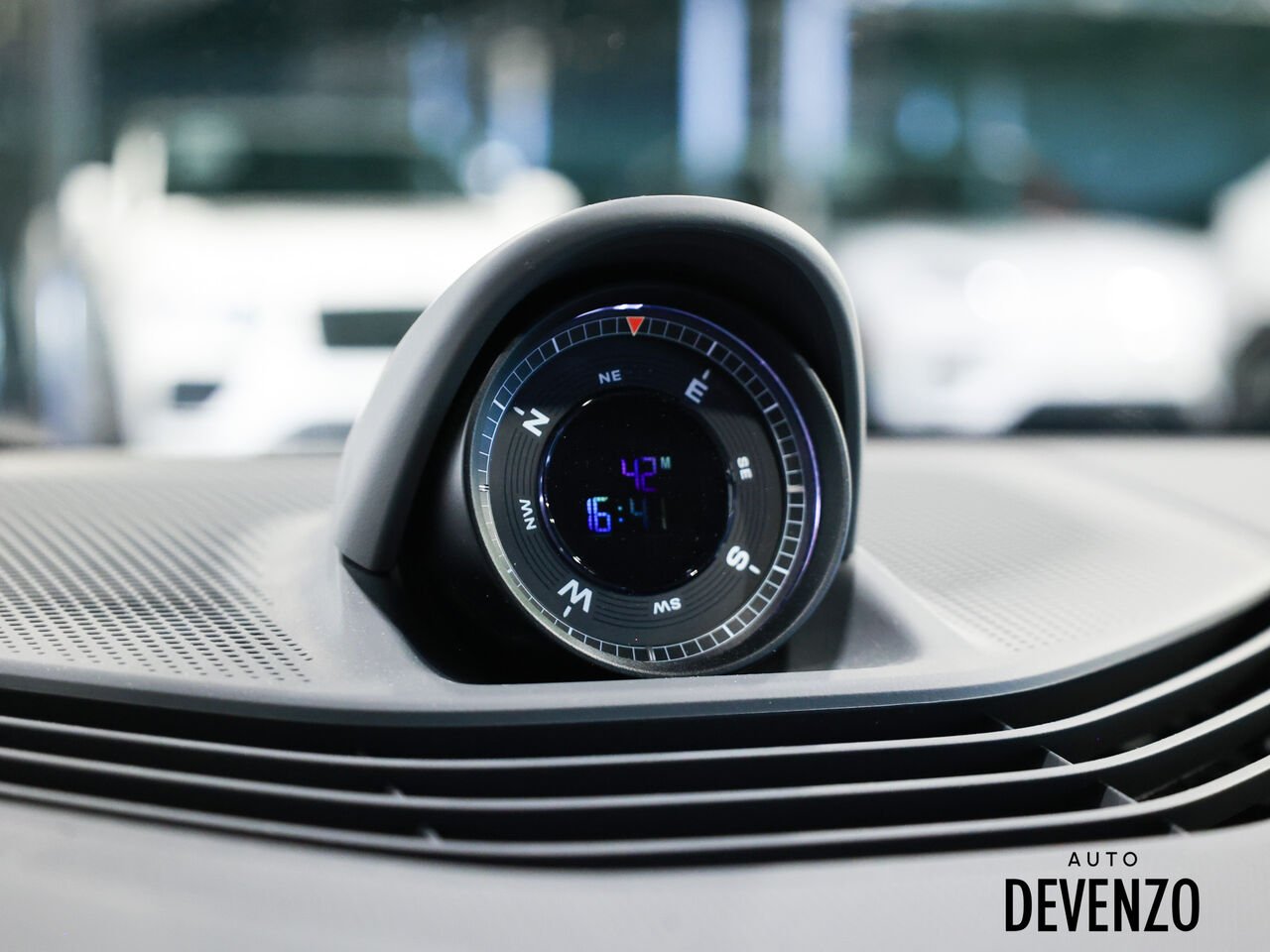 Porsche Taycan 2022 Gris Saint-Eustache - photo #15