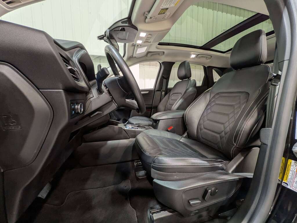 Ford Escape PHEV FWD 2024 Noir Val-David - photo #1