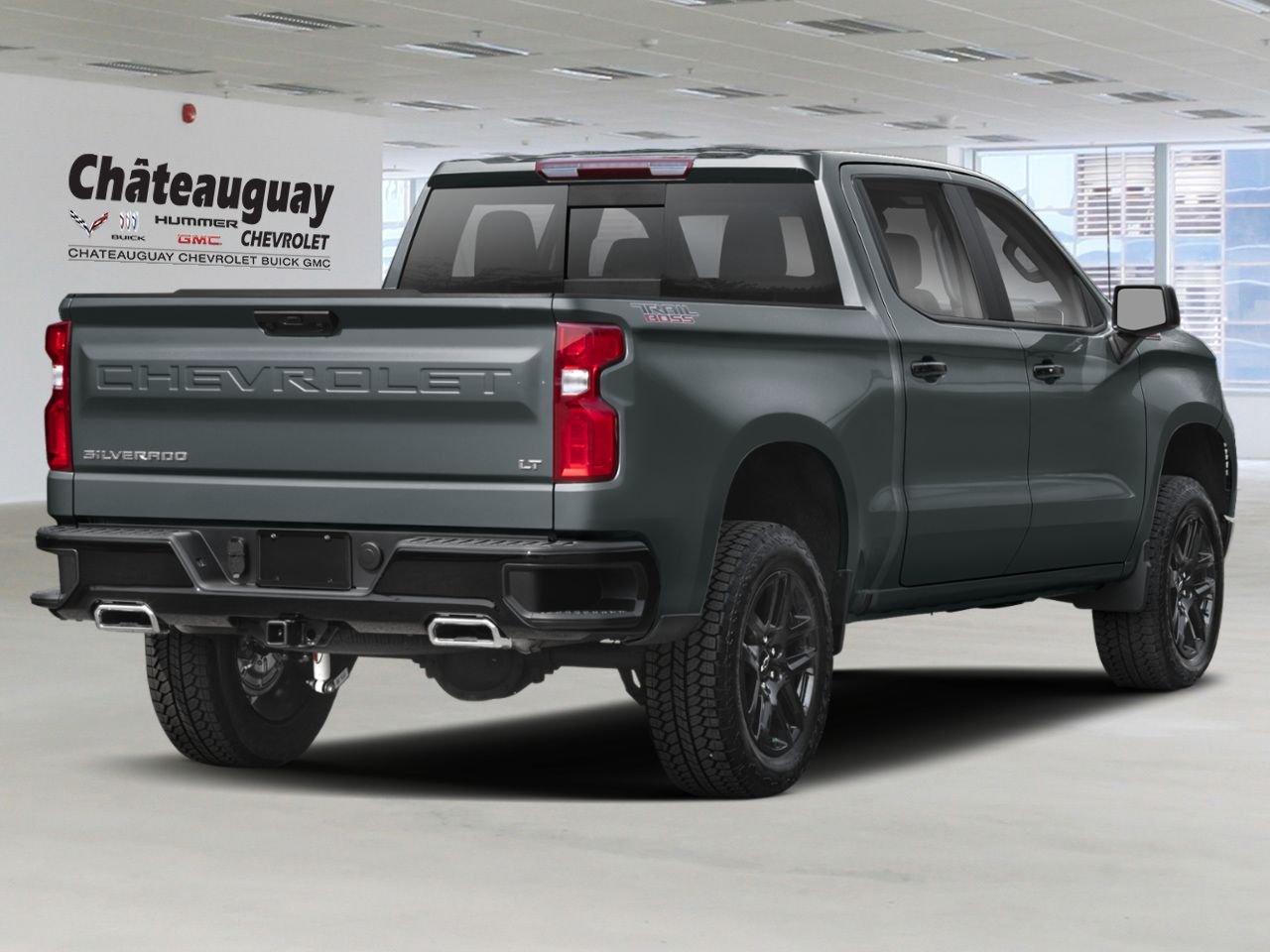 CHEVROLET Silverado 1500 LT Trail Boss cabine multiplace 4RM 147 po 2026 Gris cyprès Châteauguay - photo #2