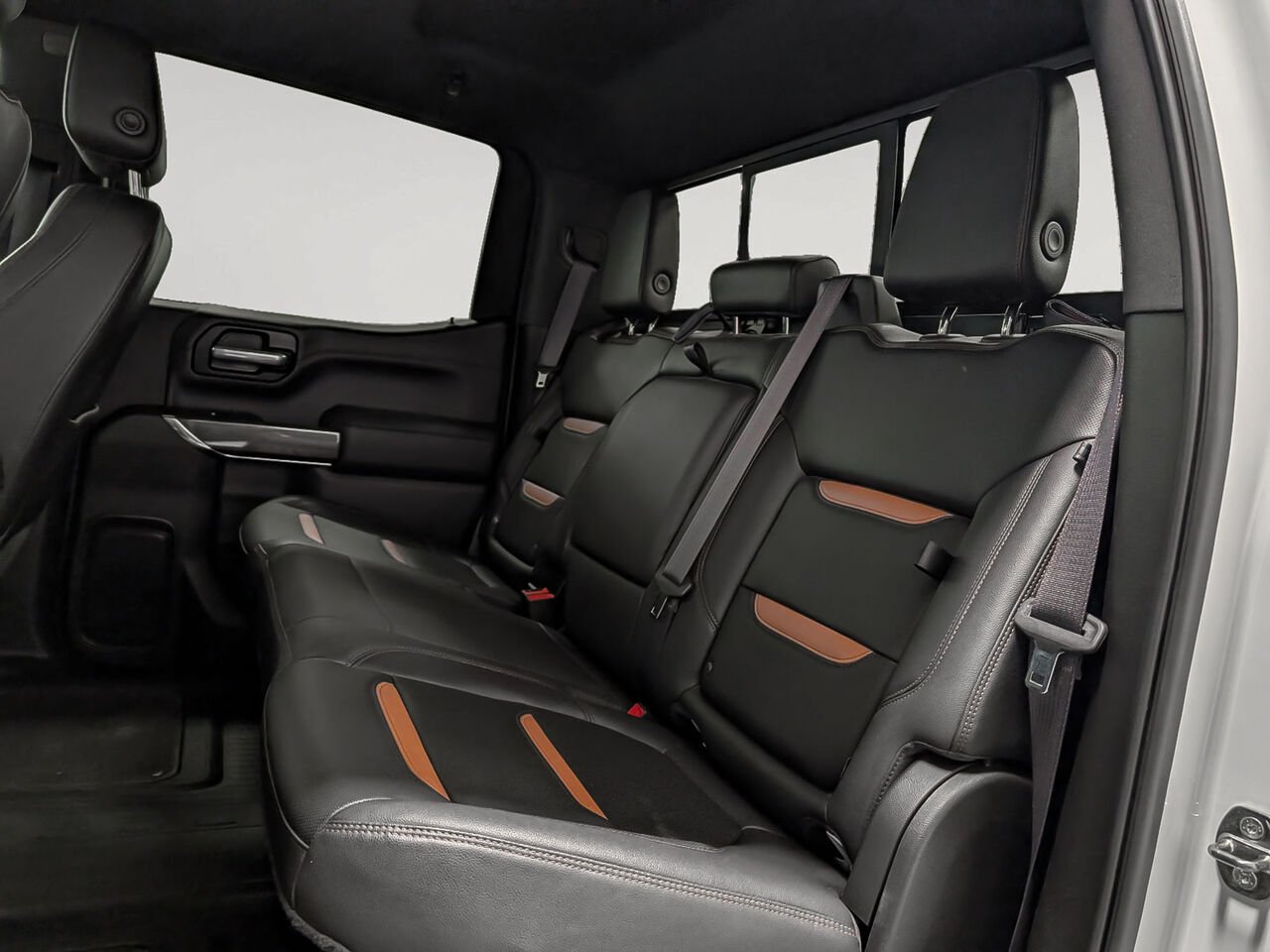 GMC SIERRA 4WD STANDARD BED CREW CAB AT4 Moteur 3.0l Diesel 2022 Blanc Sherbrooke - photo #7
