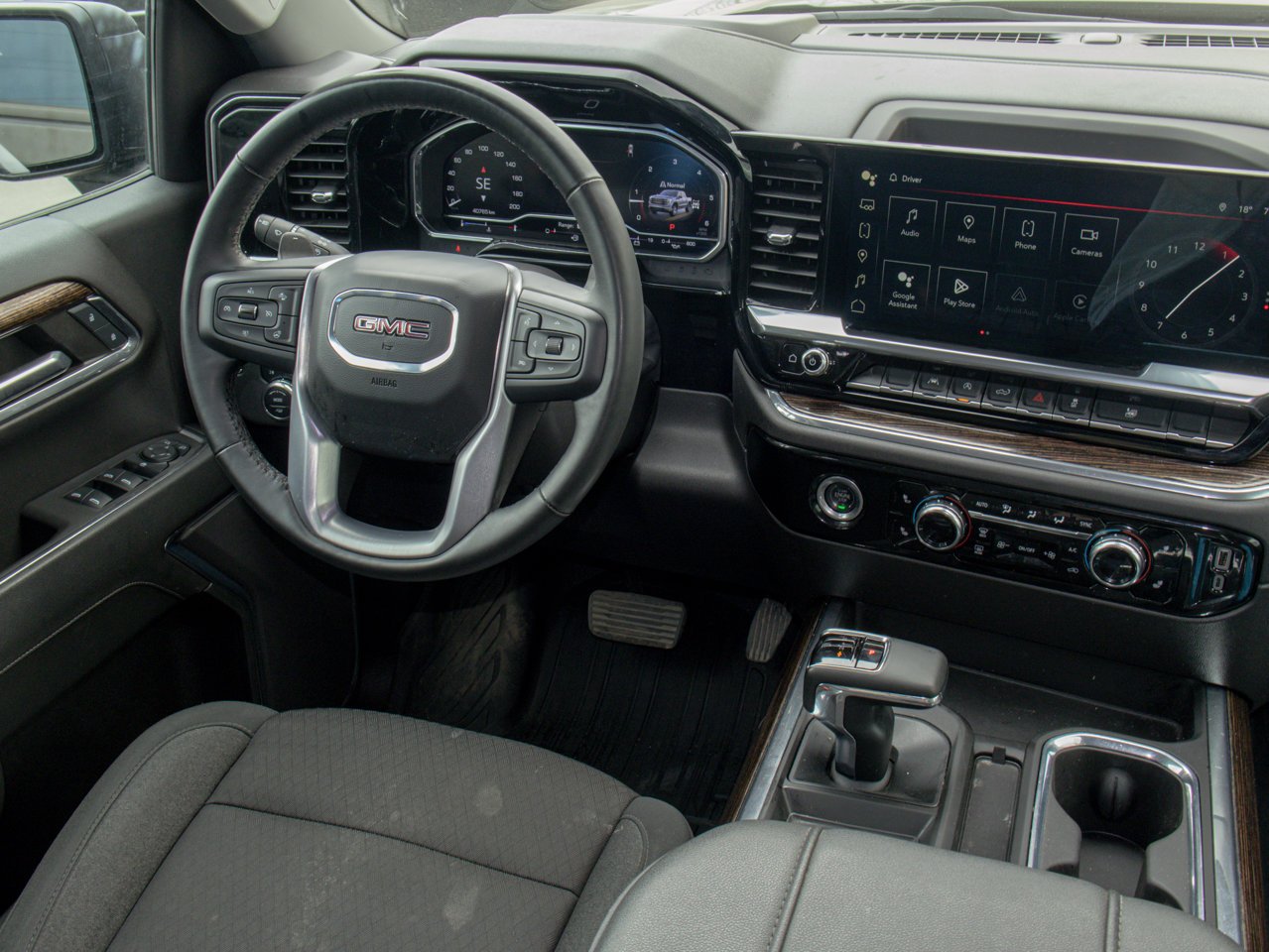 2024 GMC Sierra 1500 4WD Crew Cab 147 Elevation Black Sherwood Park - photo #30