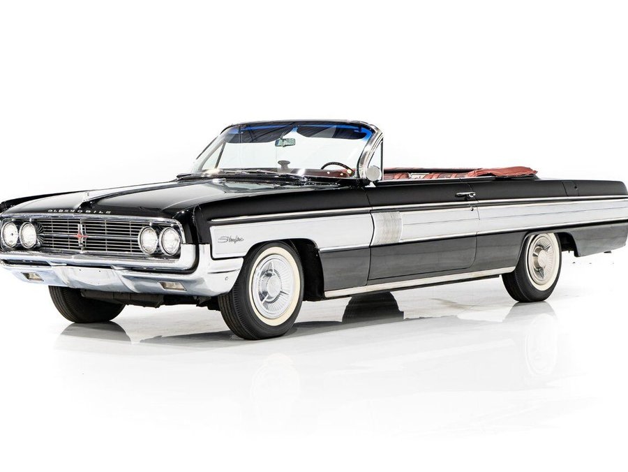 Oldsmobile Starfire 1962 1962 Noir