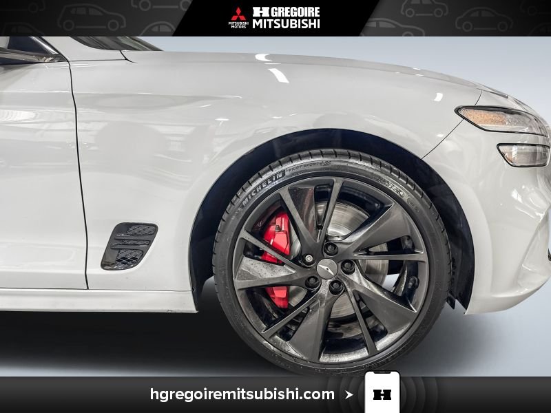 2023 Genesis G70 Grey Laval - photo #11