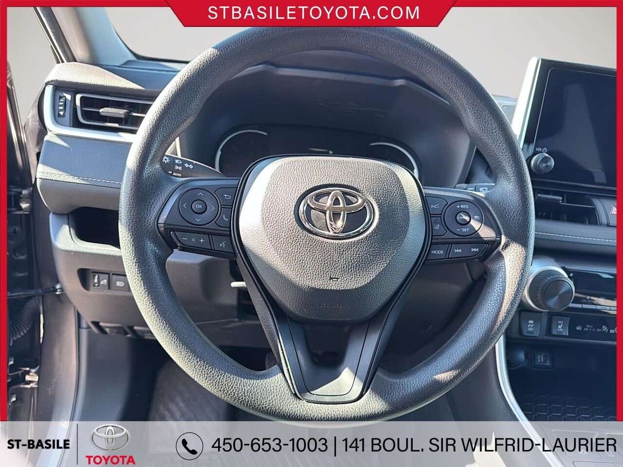2024 TOYOTA RAV4 Grey Saint-Basile-le-Grand - photo #14