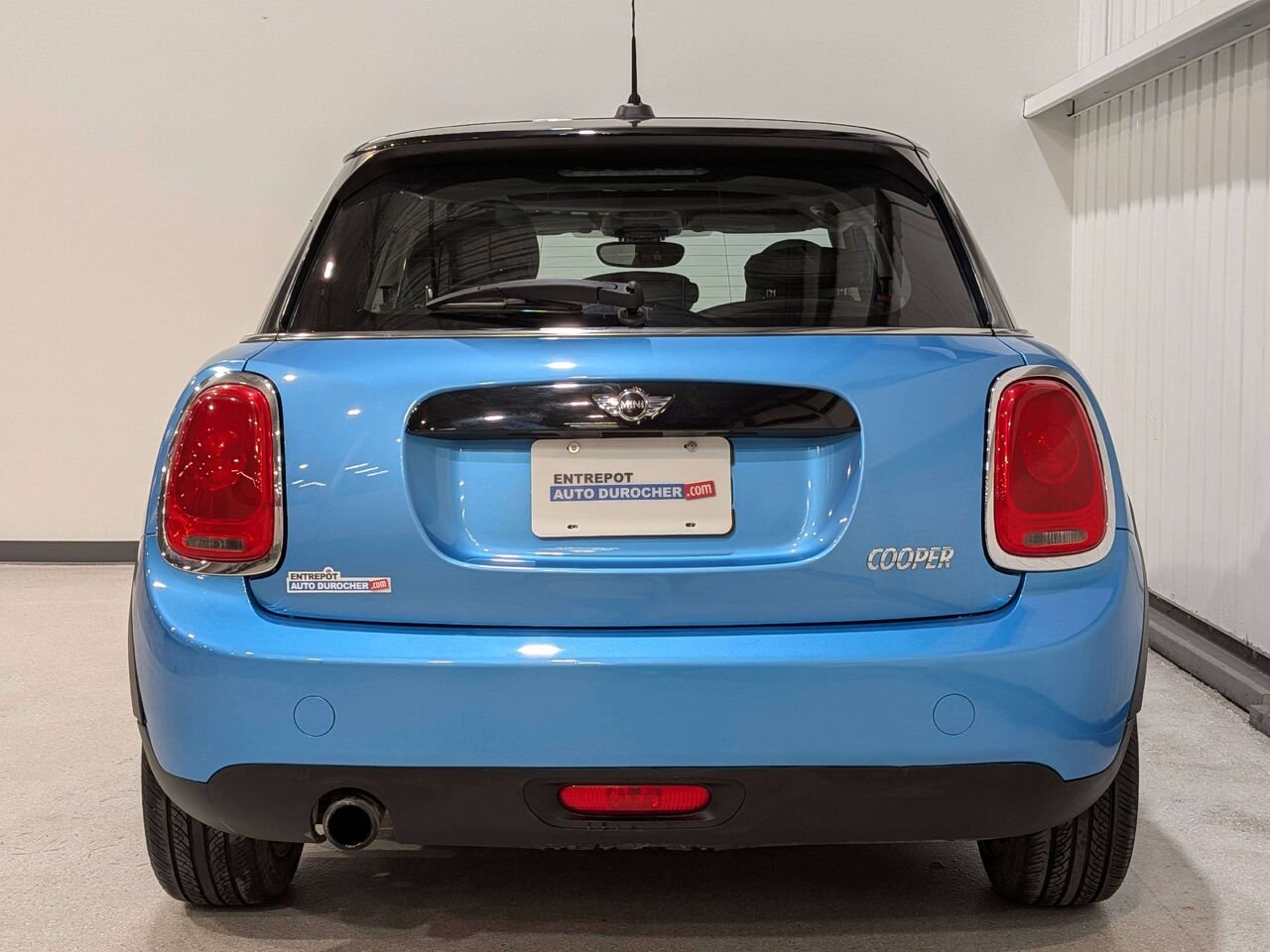 2016 MINI Cooper Hardtop 5 Door 5dr HB Blue Val-David - photo #5