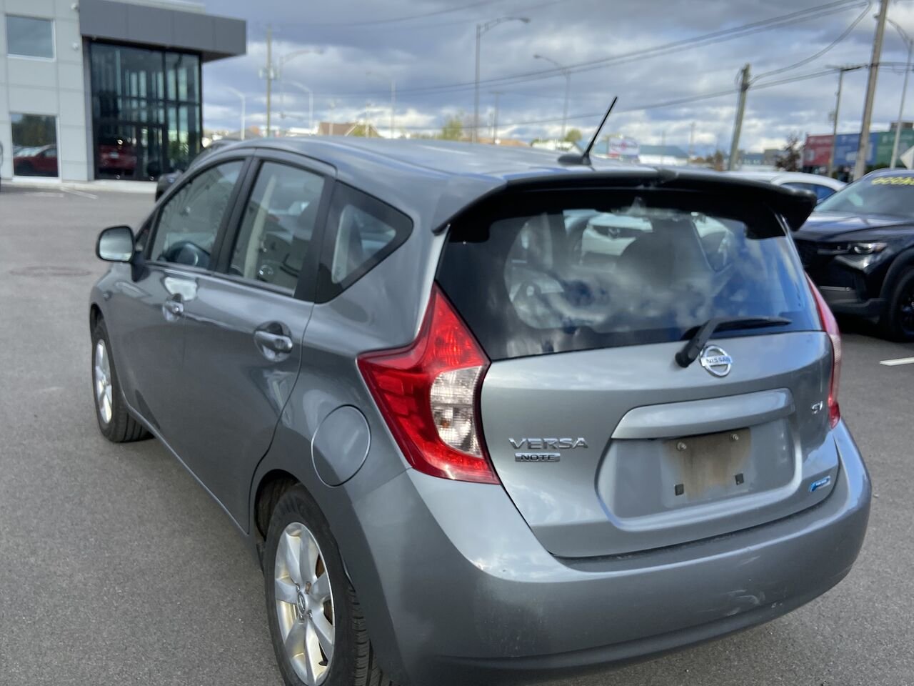 2014 Nissan Versa Note SV | CAMERA DE RECUL | MAGS | JAMAIS ACCIDENTÉ | GARANTIE 1 AN INCLUSE | *579-888-9954* TEXTOS Grey Saint-Jérôme - photo #6