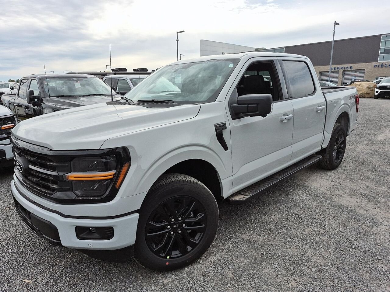 Ford F-150 2F353 | XLT 2026 Avalanche Saint-Jérôme - photo #0