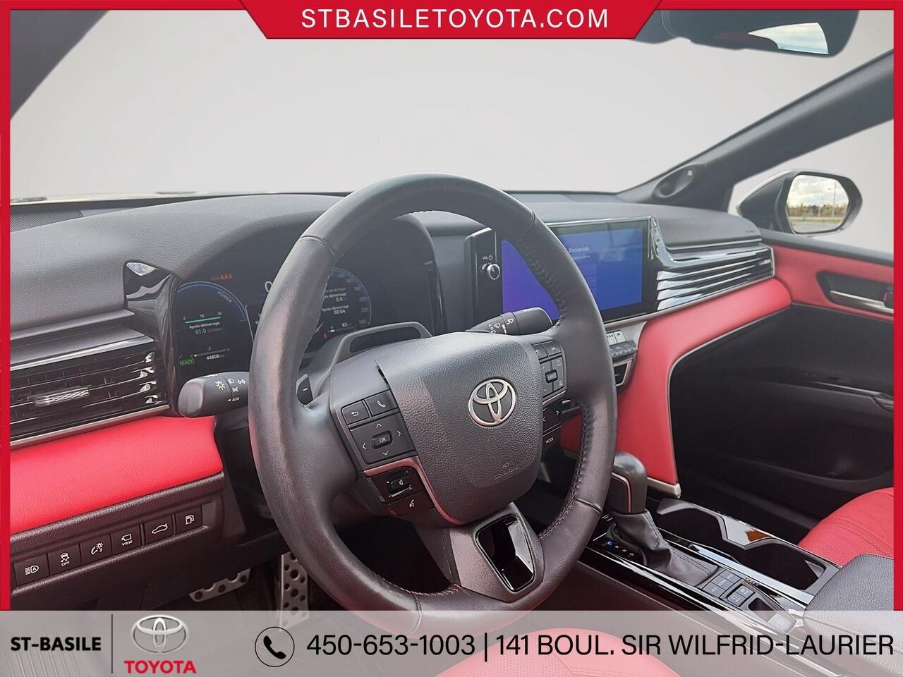 TOYOTA Camry Hybride 2025 Gris Saint-Basile-le-Grand - photo #12