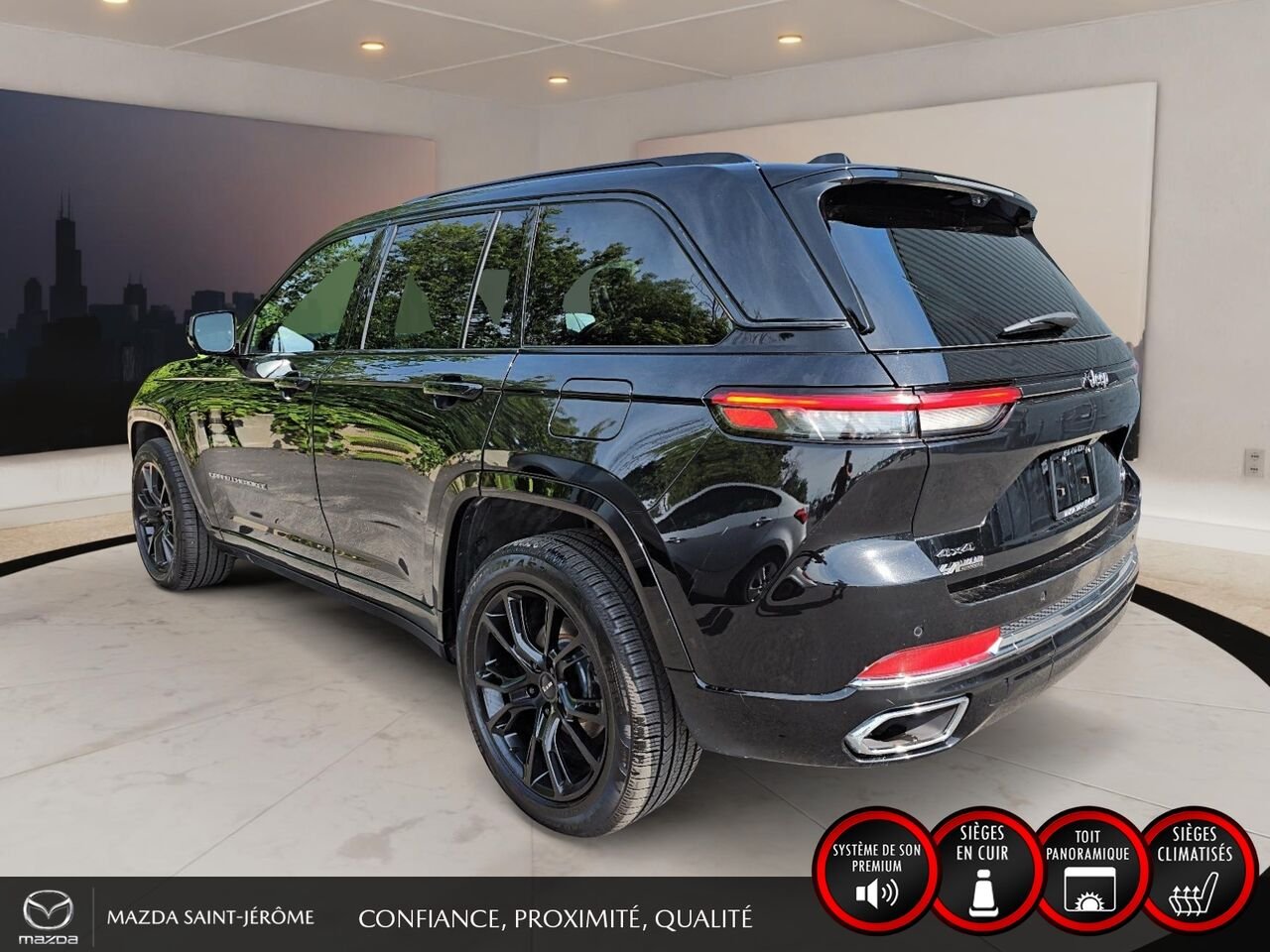 Jeep Grand Cherokee Overland | CUIR NAPPA | TOIT COMMANDVIEW 2 RANGÉES | SIÈGES VENTILÉS | 4X4 2023 Noir Saint-Jérôme - photo #8