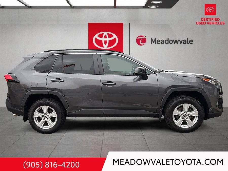 2021 Toyota RAV4 XLE AWD Grey