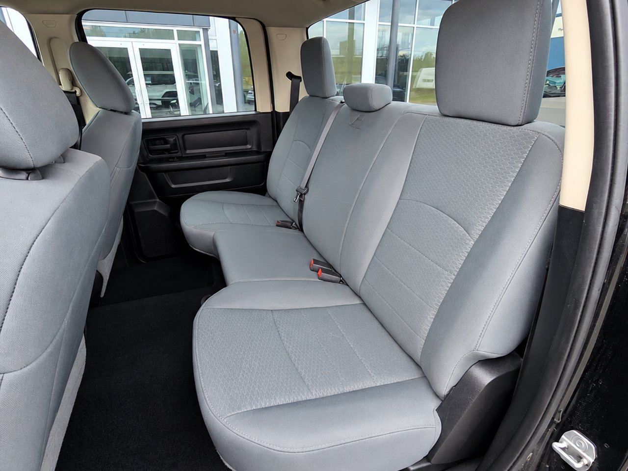 2015 Ram 1500 Hemi Black Granby - photo #12