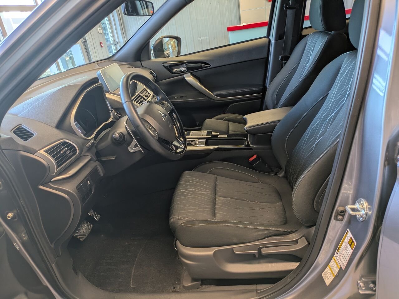 2020 Mitsubishi Eclipse Cross Grey Gatineau - photo #13
