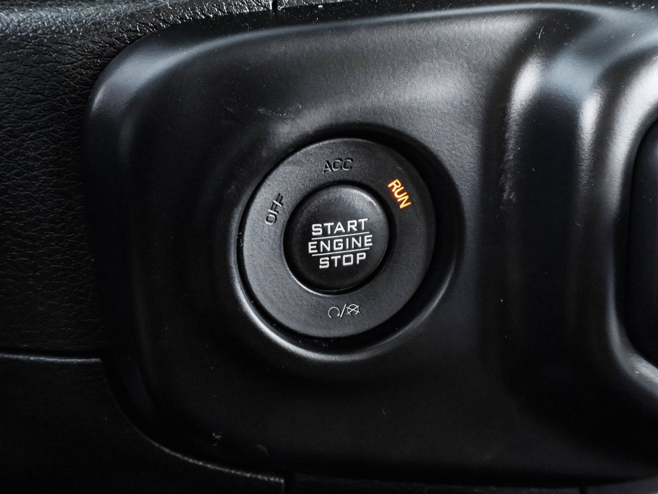 2020 Jeep Wrangler Unlimited Sahara 4x4 Black Sherwood Park - photo #23