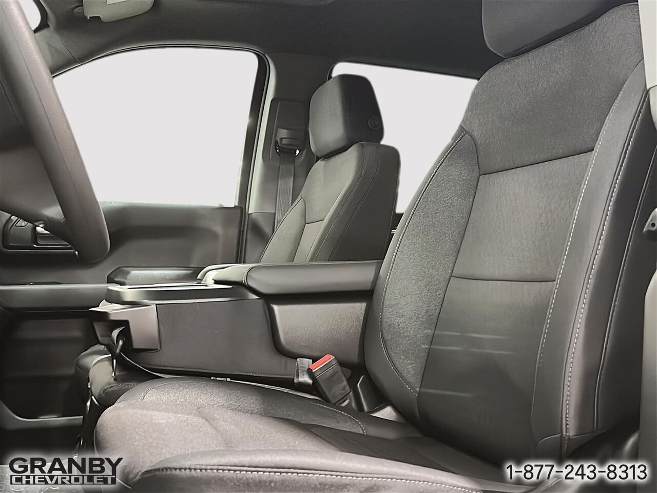 2026 CHEVROLET Silverado 1500 K1500 SILVERADO CREW CAB CUSTOM TRAIL BOSS STD/BOX (2CX) | 26-1096 WHITE SANDS Granby - photo #10