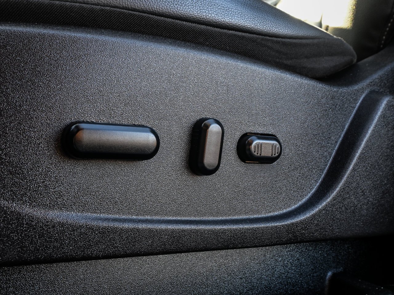 2019 Ford Escape SEL 4WD Blue Sherwood Park - photo #17